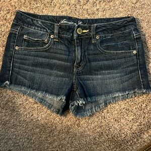 American Eagle denim shorts size 4
